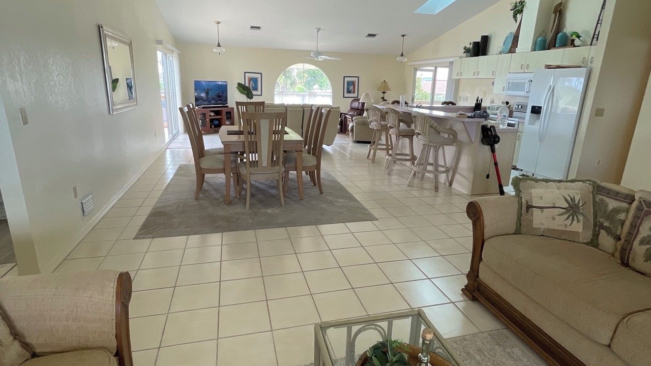 Photo of Bedroom in Bay Harbor Estates