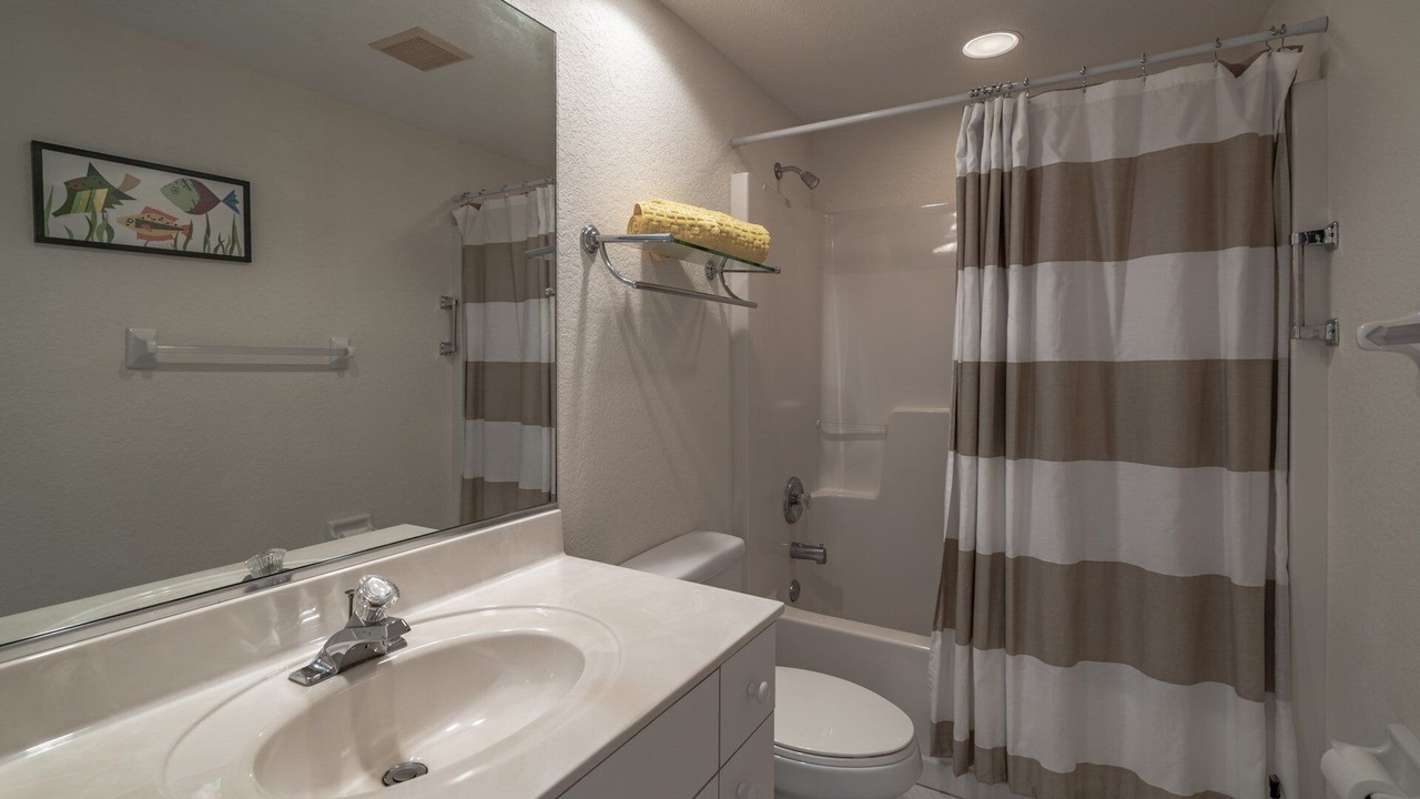 Photo of Bathroom in Englewood South