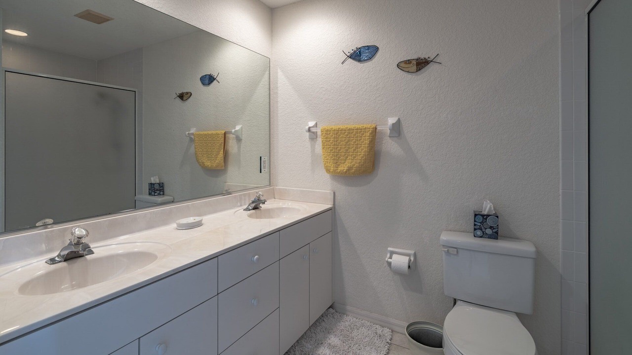 Photo of Bathroom in Englewood South
