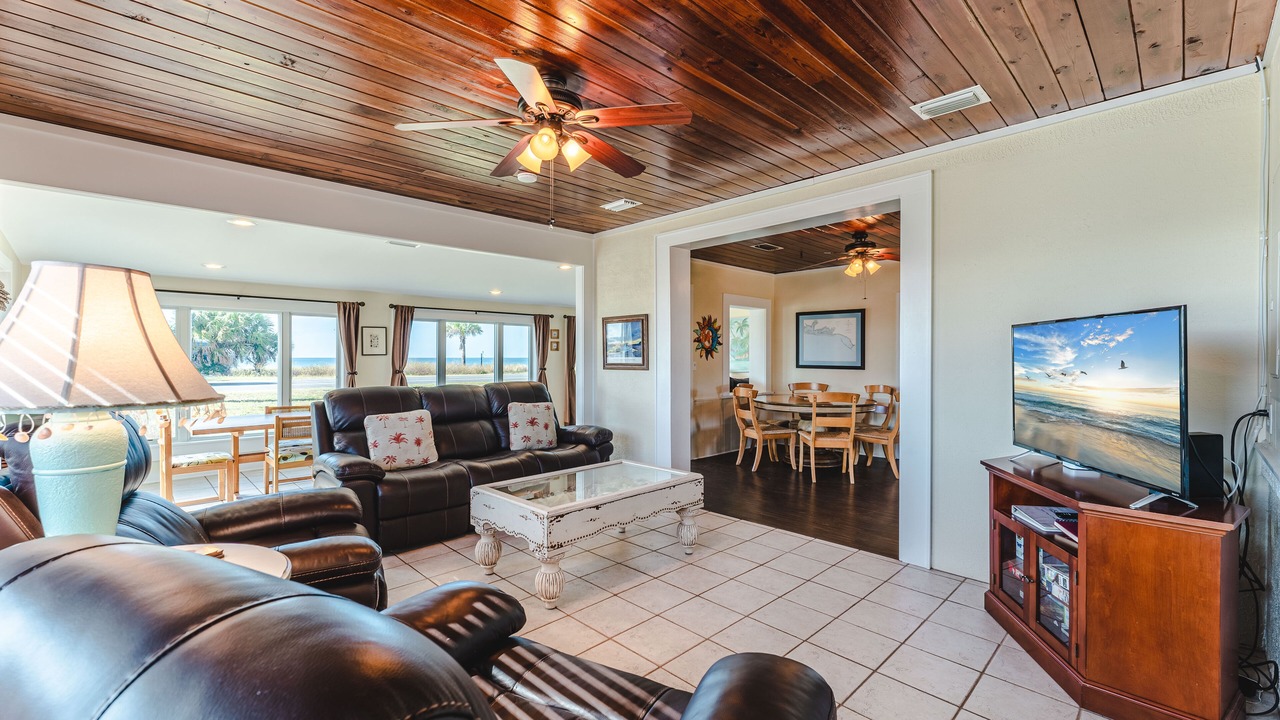 Photo of Livingroom in Port St. Joe
