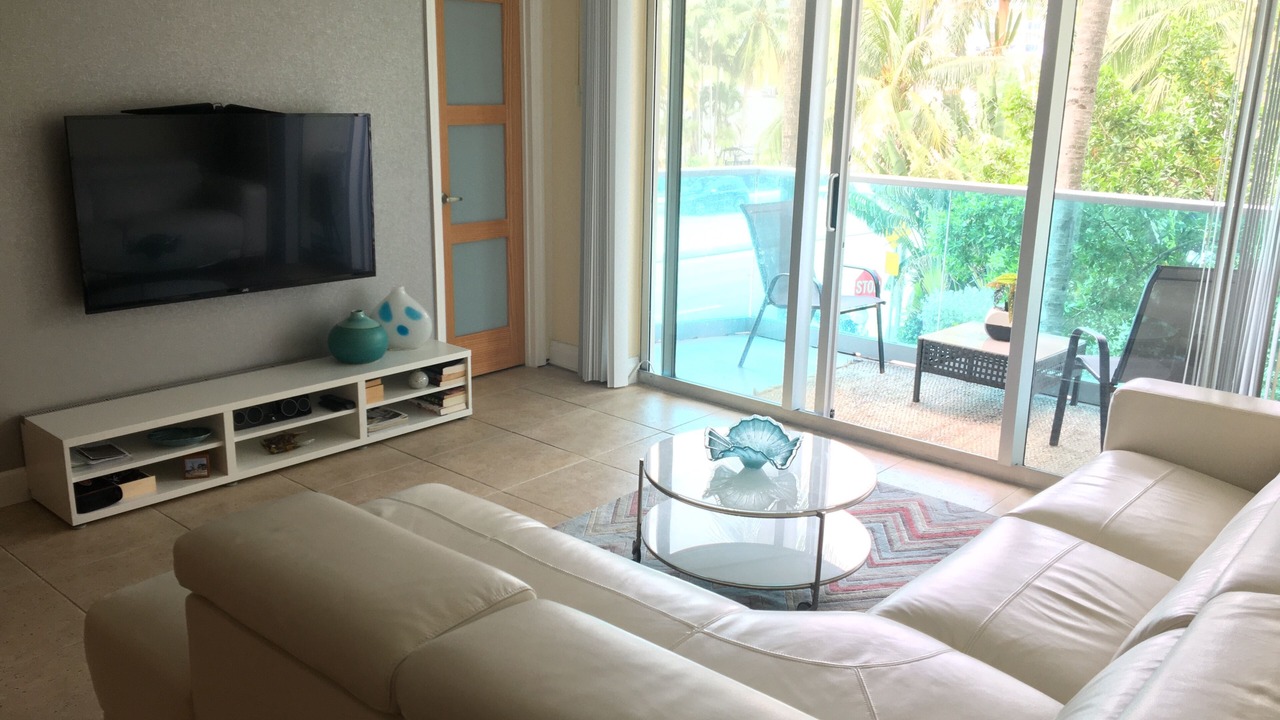 Photo of Livingroom in Hollywood South Central Beach