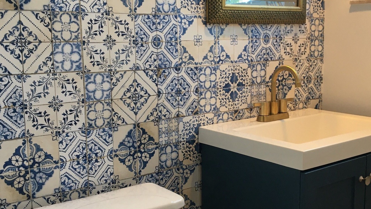 Photo of Bathroom in Hollywood South Central Beach