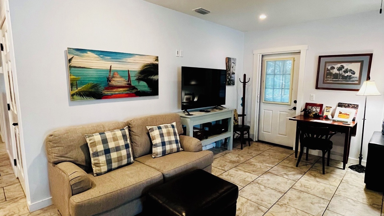 Photo of Livingroom in Historic Downtown Apalachicola