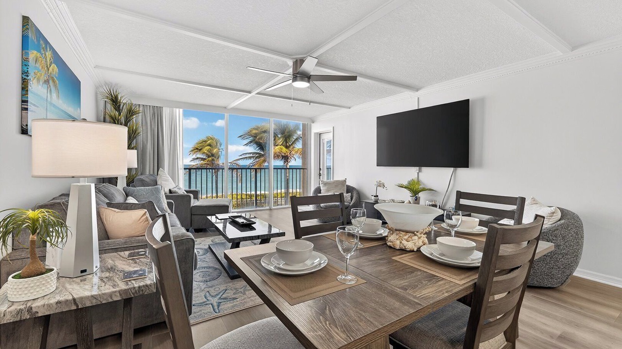Photo of Bedroom in Hutchinson Island South