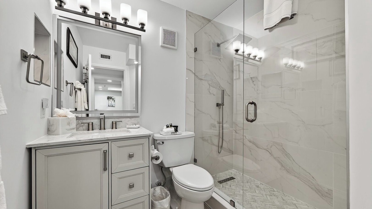 Photo of Bathroom in Hutchinson Island South