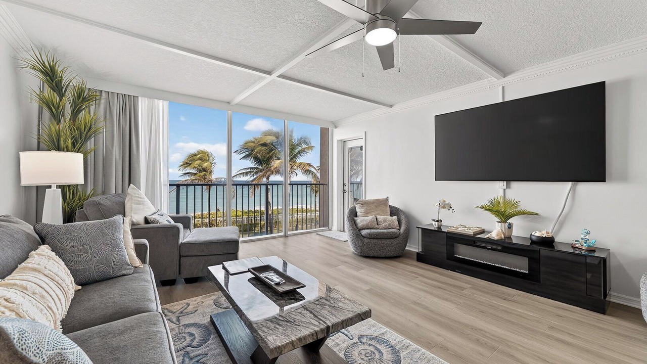 Photo of Bedroom in Hutchinson Island South