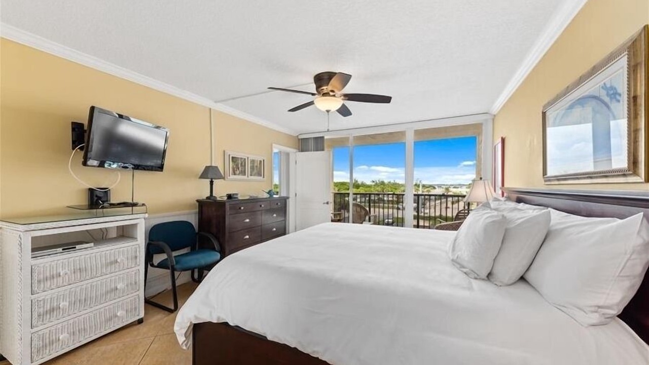 Photo of Others in Hutchinson Island South