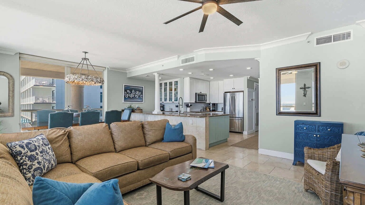 Photo of Livingroom in Pensacola Beach
