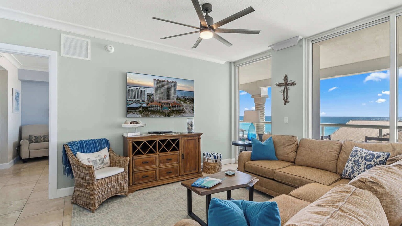 Photo of Livingroom in Pensacola Beach