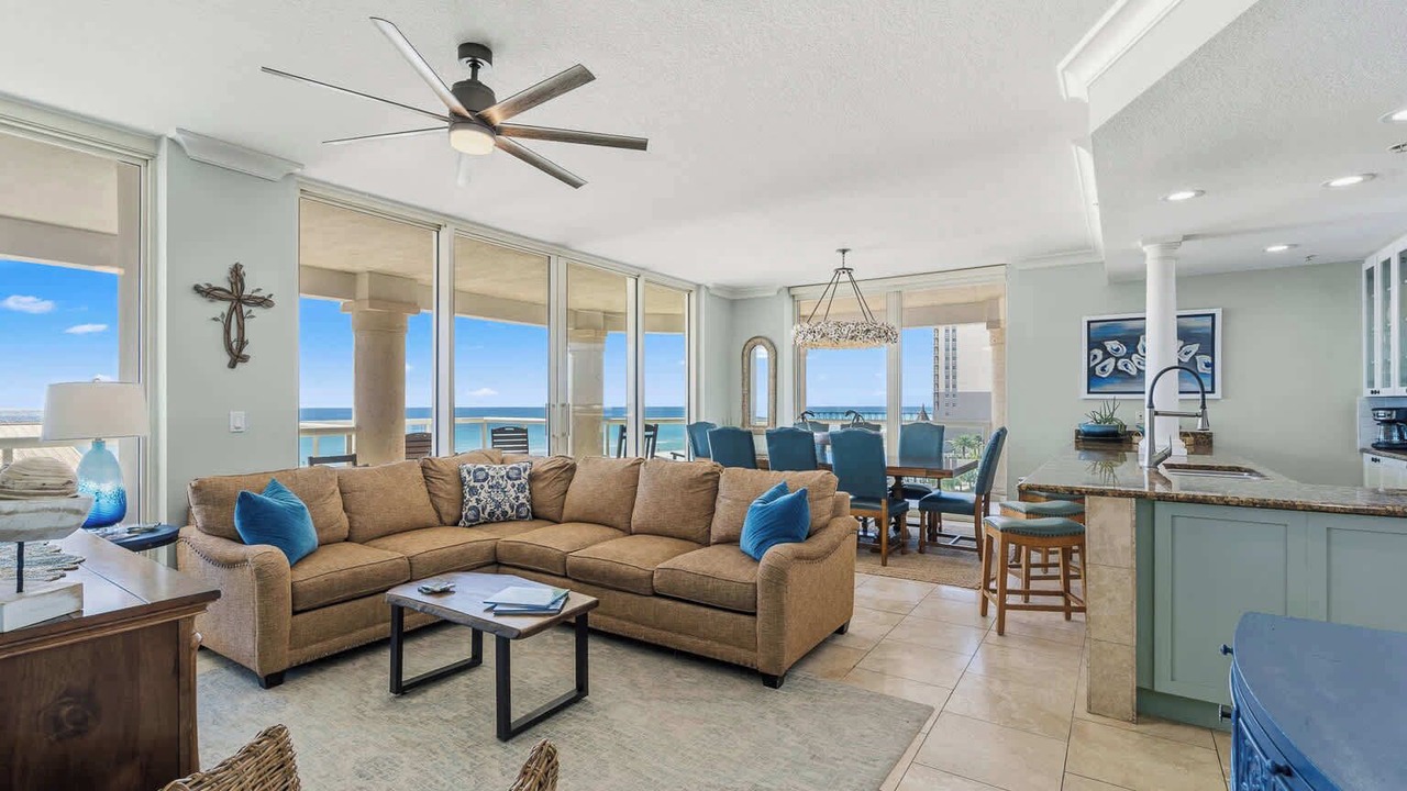 Photo of Livingroom in Pensacola Beach