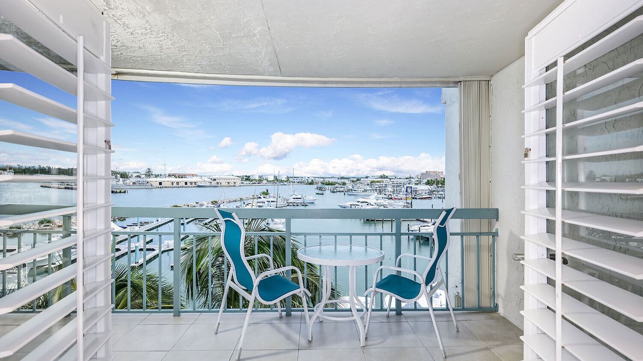 Photo of Patio Balcony in Historic Seaport