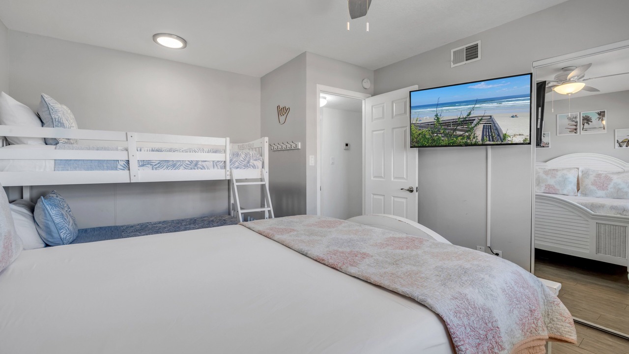 Photo of Bedroom in New Smyrna Beach
