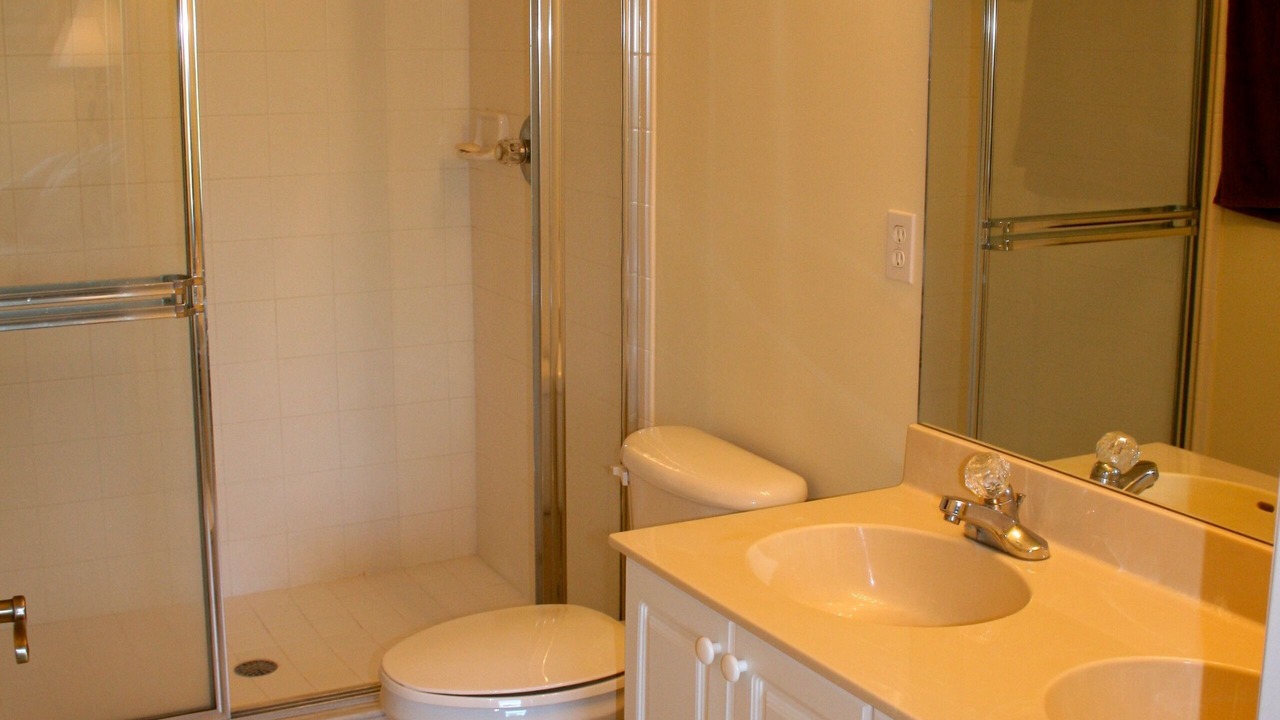 Photo of Bathroom in Ole