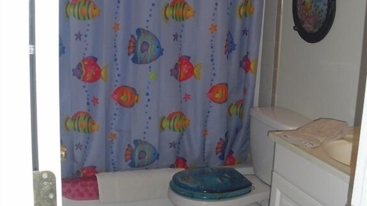 Photo of Bathroom in Marathon