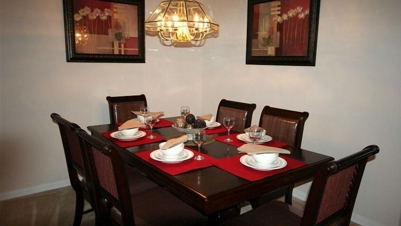 Photo of Livingroom in Orange Tree