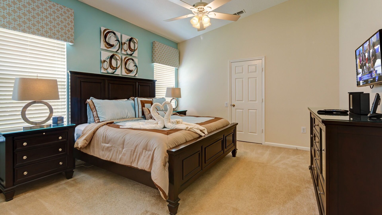 Photo of Bedroom in Windsor Palms
