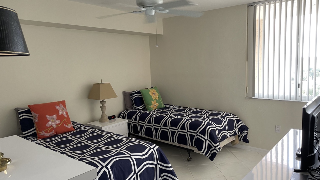 Photo of Bedroom in Vanderbilt Beach