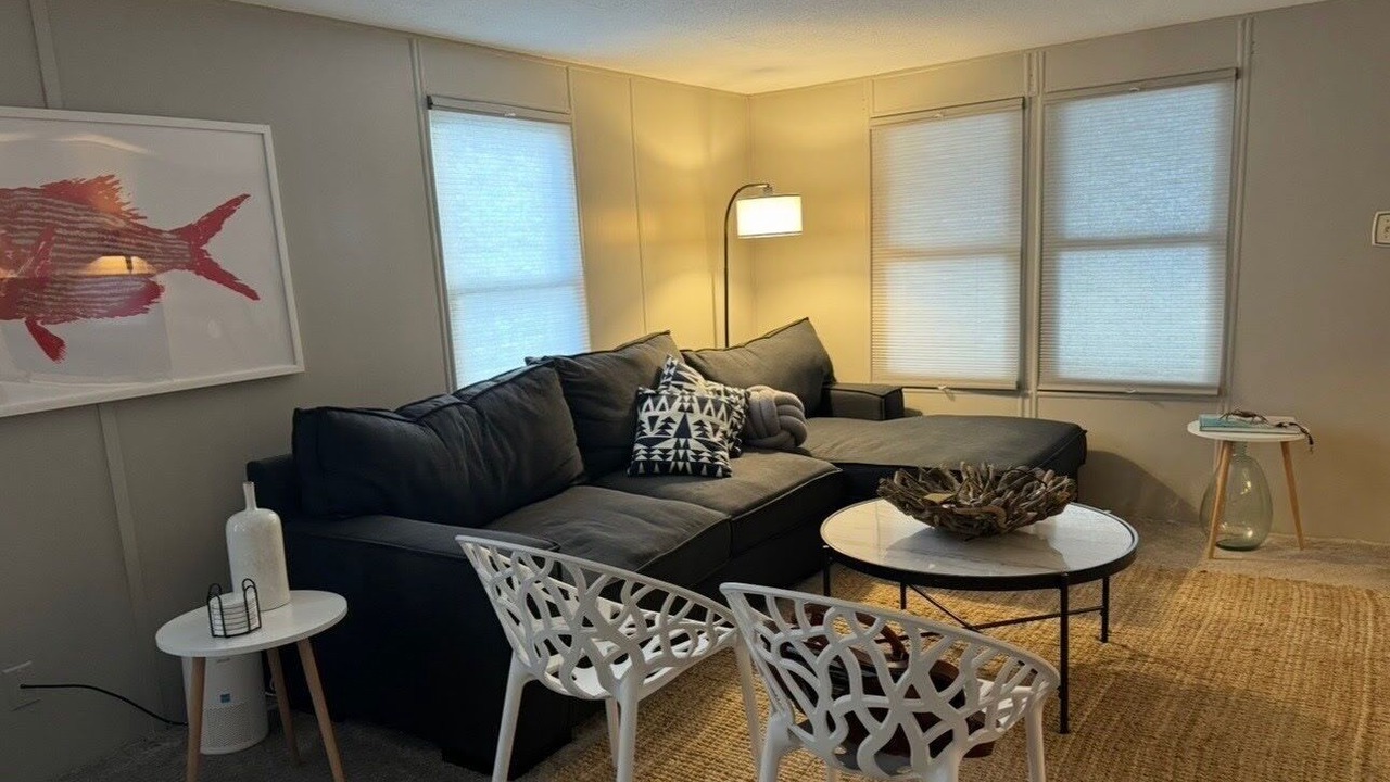 Photo of Livingroom in Mexico Beach