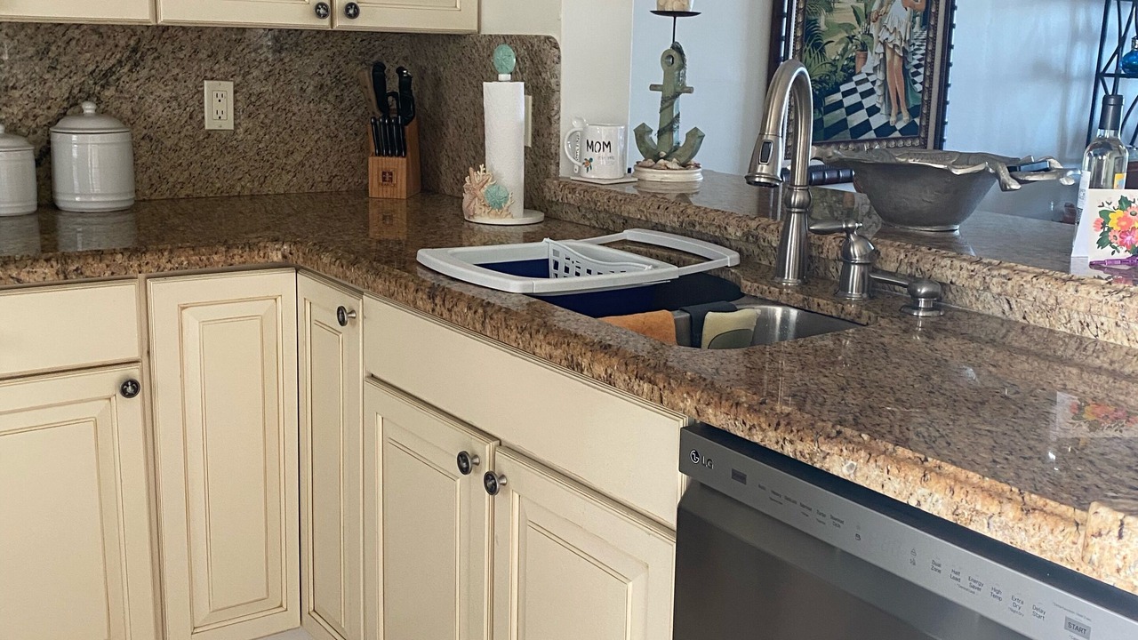 Photo of Kitchen in Hutchinson Island South