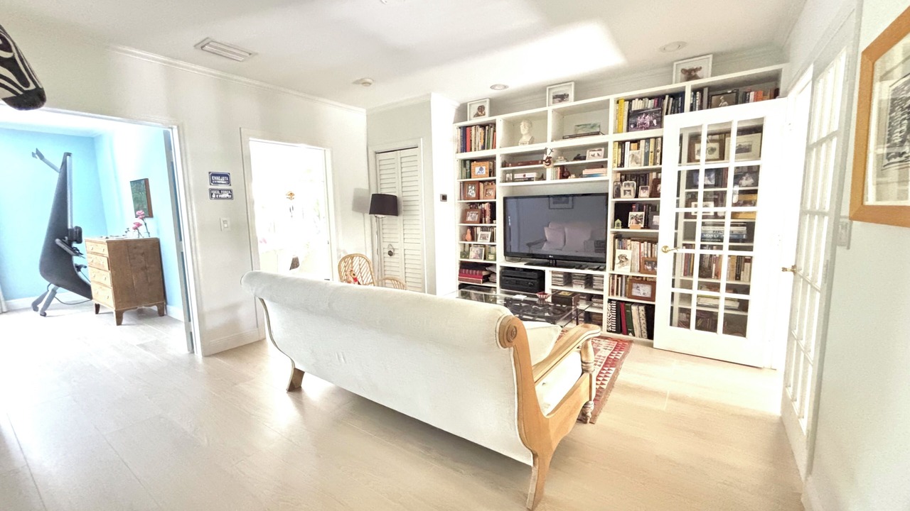 Photo of Bedroom in Key Biscayne