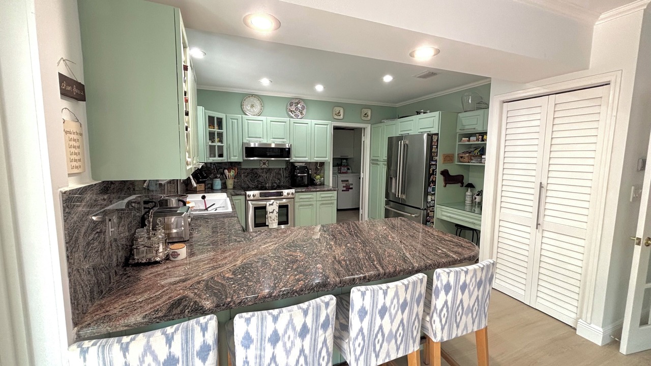Photo of Kitchen in Key Biscayne