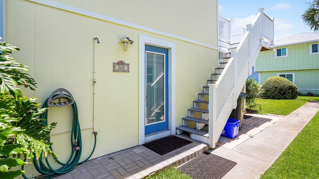 Photo of Outdoor in Surfcrest Village