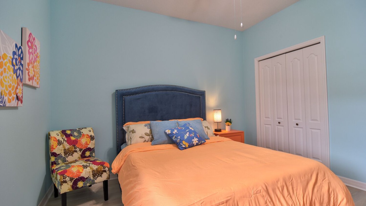 Photo of Bedroom in Lake Sarasota