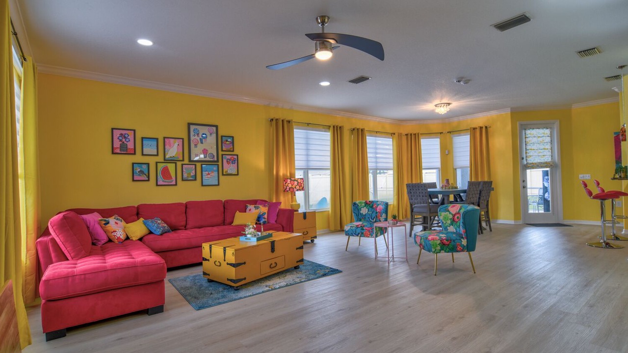 Photo of Livingroom in Lake Sarasota