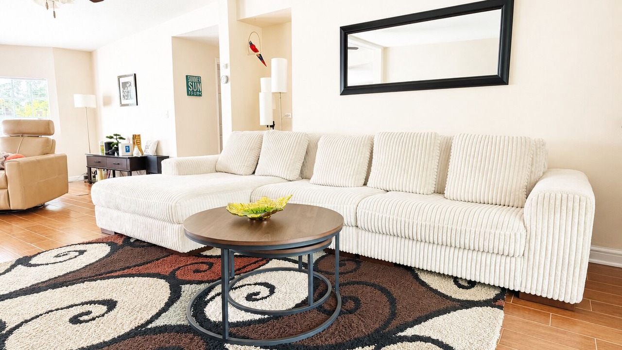 Photo of Livingroom in Allandale