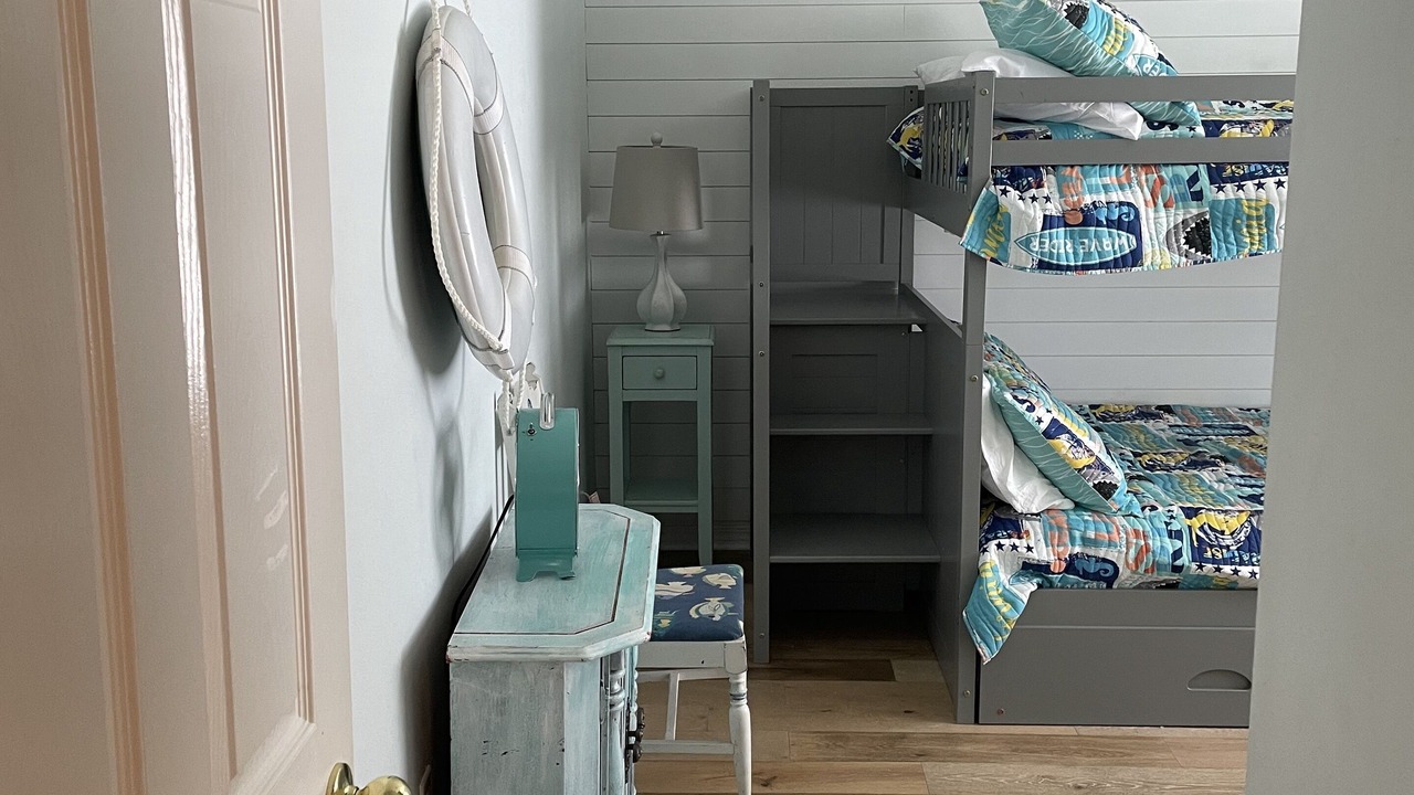 Photo of Bedroom in Miramar Beach