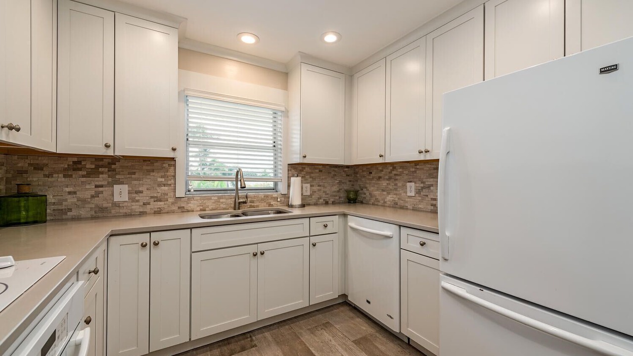 Photo of Kitchen in Royal Harbor