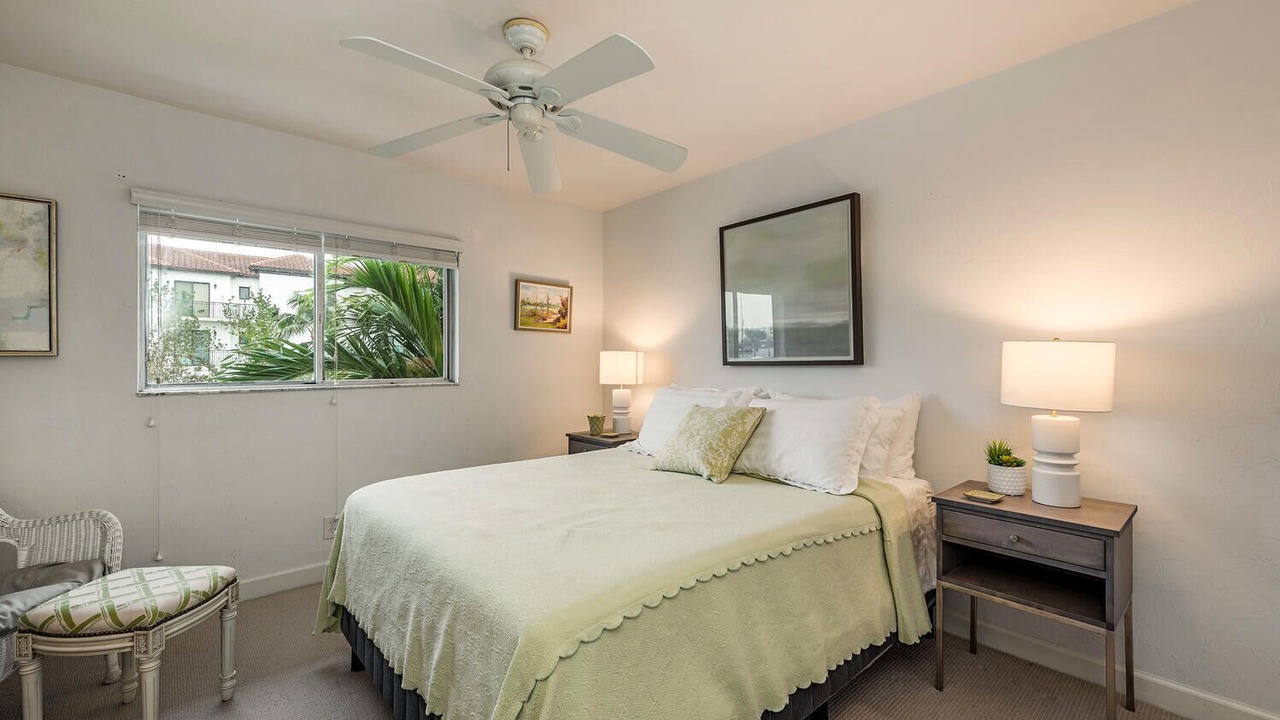 Photo of Bedroom in Royal Harbor