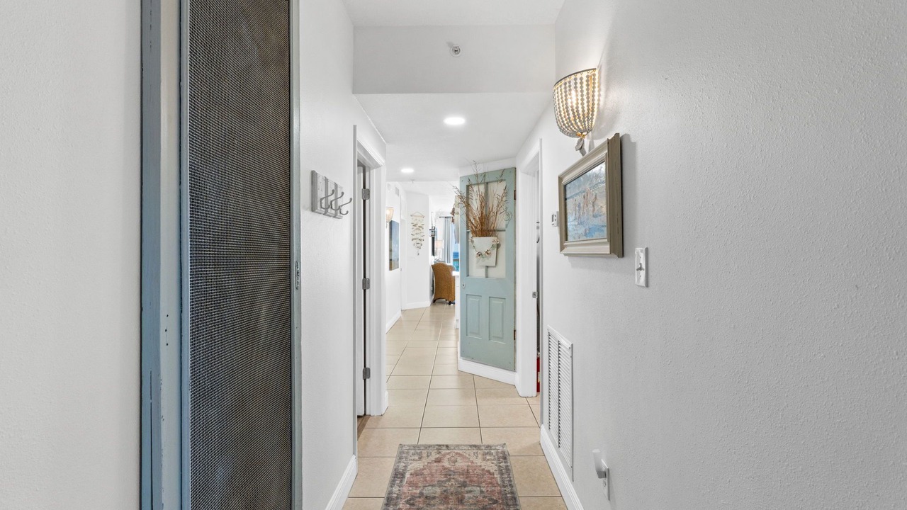 Photo of Bedroom in Miramar Beach
