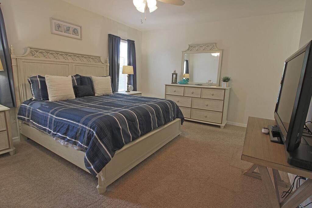 Photo of Bedroom in South Gulf Cove