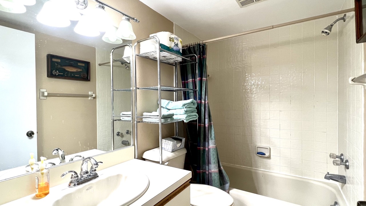 Photo of Bathroom in Dunnellon