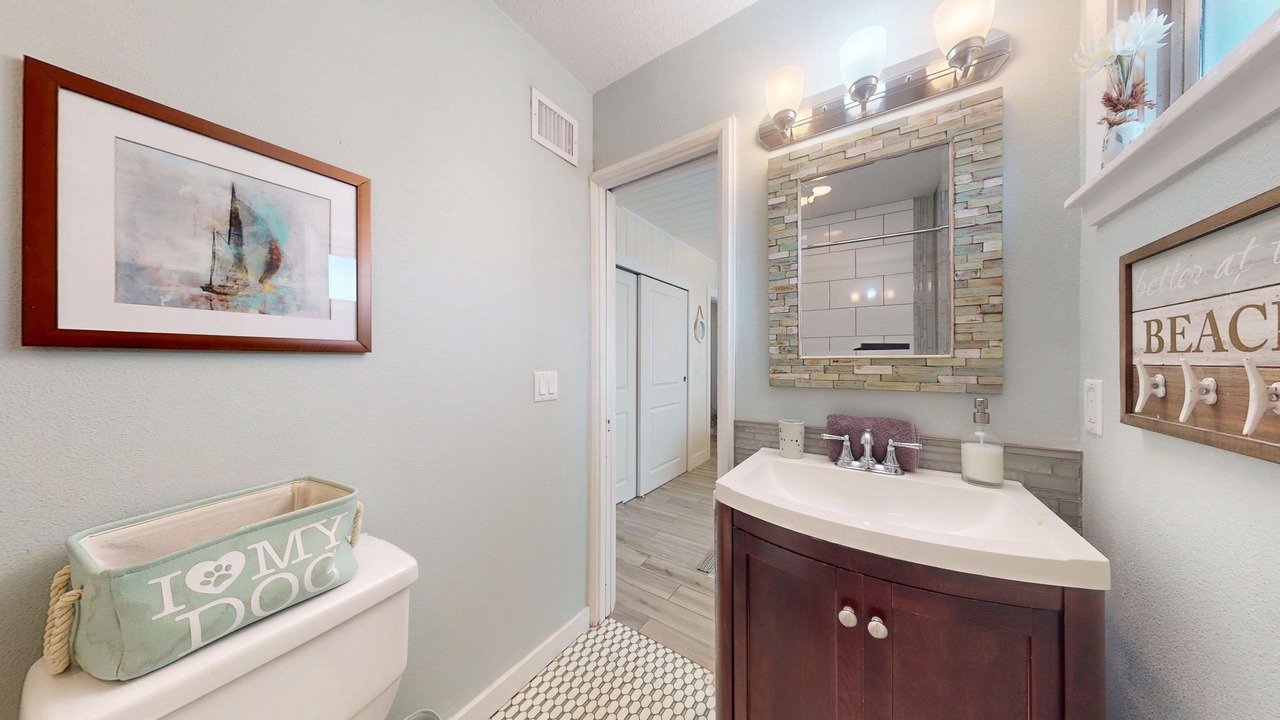 Photo of Bathroom in New Smyrna Beach