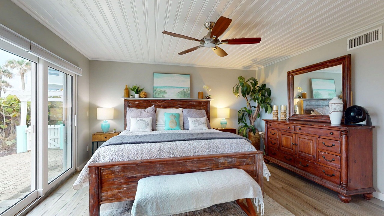 Photo of Bedroom in New Smyrna Beach