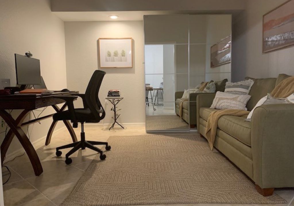 Photo of Livingroom in Naples