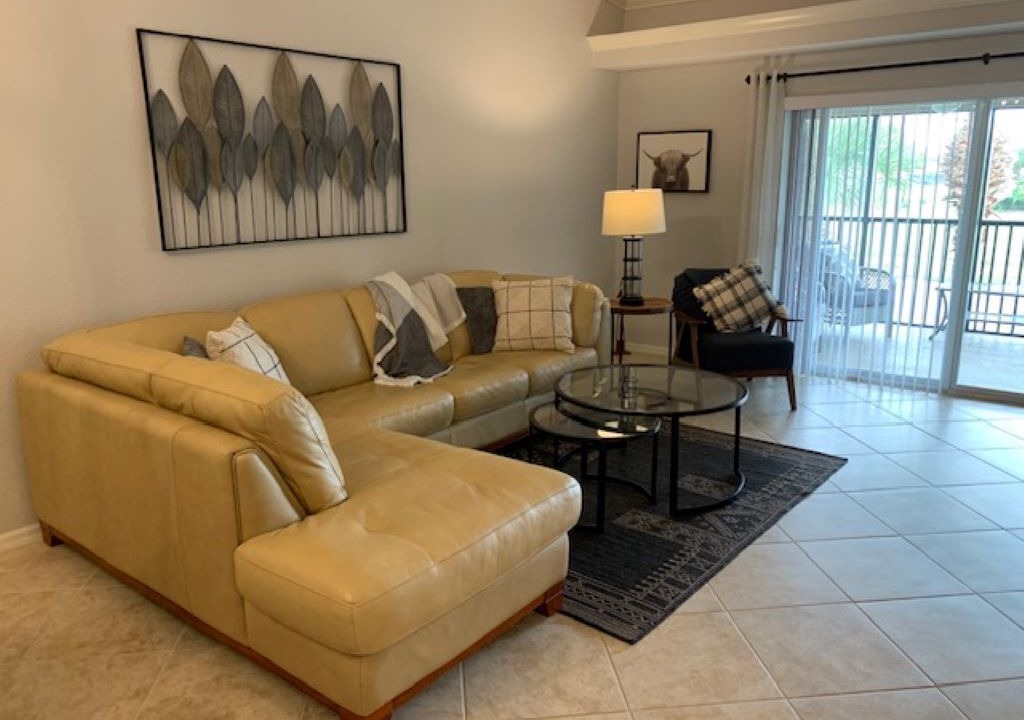 Photo of Livingroom in Naples