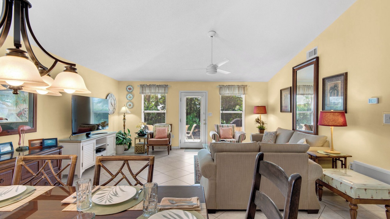 Photo of Livingroom in Miramar Beach