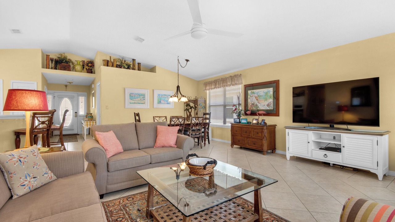 Photo of Livingroom in Miramar Beach