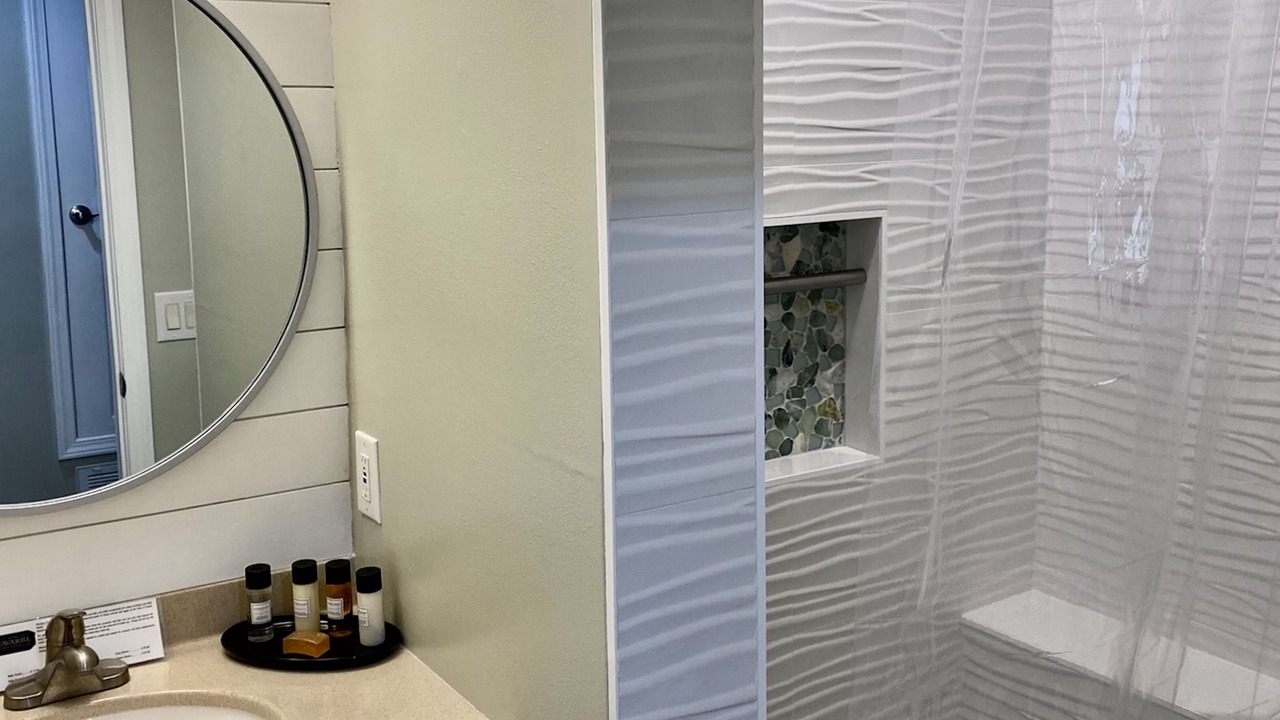 Photo of Bathroom in Navarre Beach