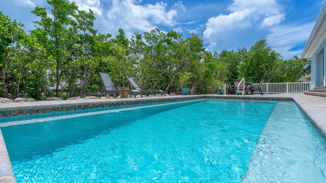 Photo of Outdoor in Coury