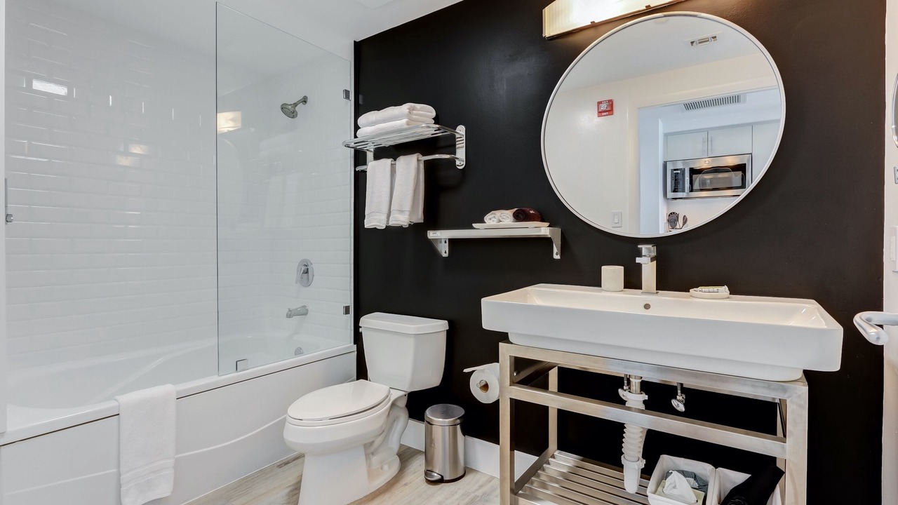 Photo of Bathroom in Coconut Grove