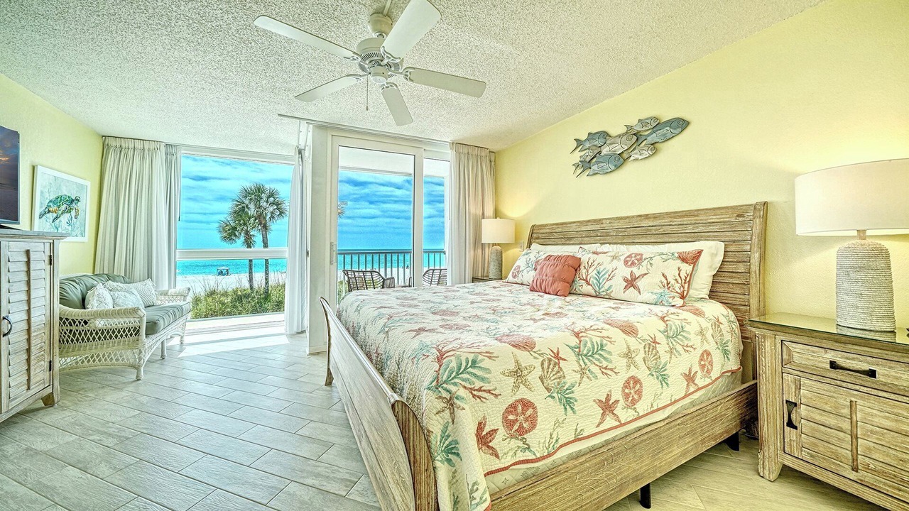 Photo of Bedroom in Longboat Key