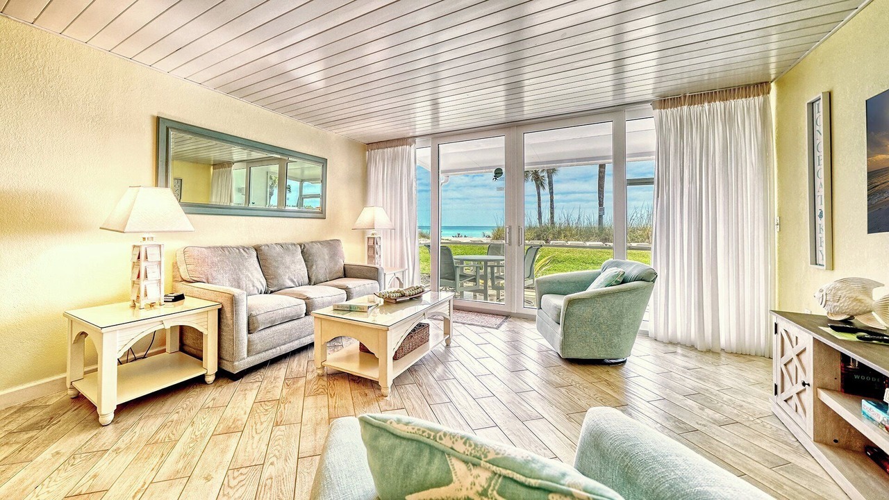 Photo of Livingroom in Longboat Key
