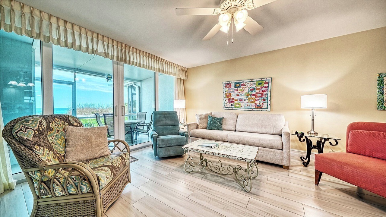 Photo of Livingroom in Longboat Key