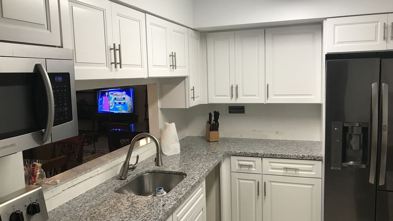 Photo of Kitchen in Hollywood South Central Beach
