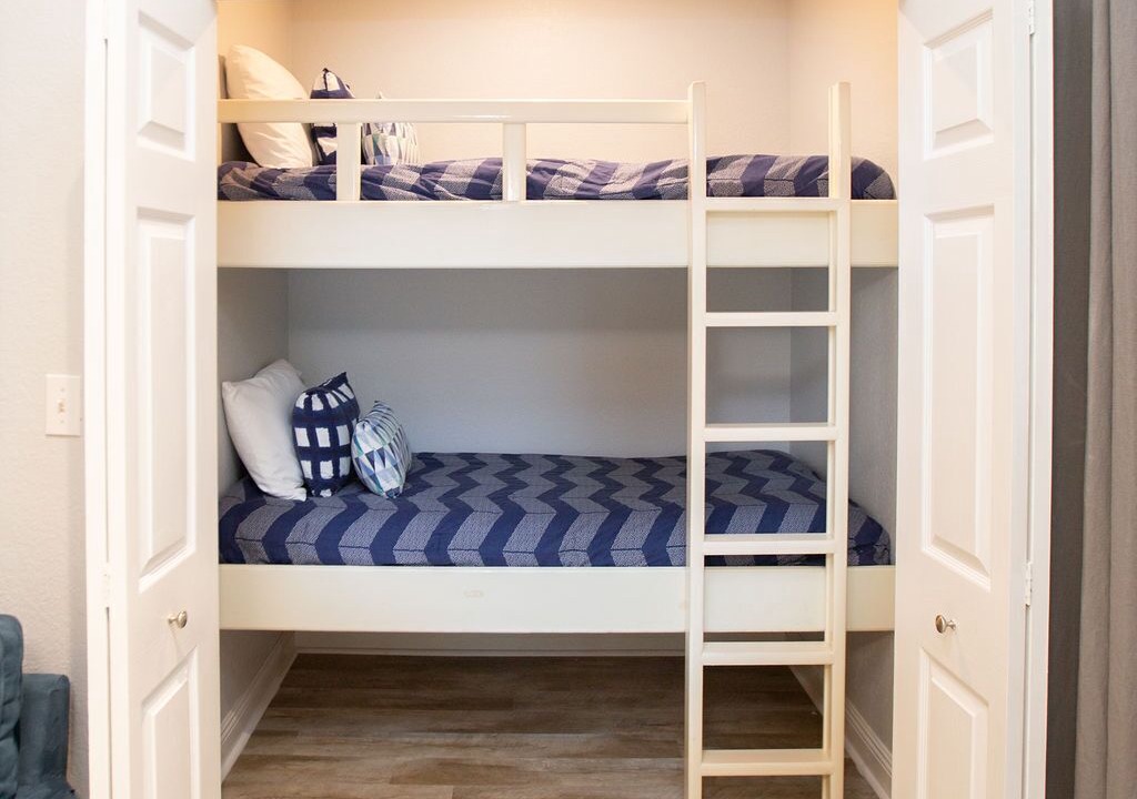 Photo of Bedroom in Miramar Beach