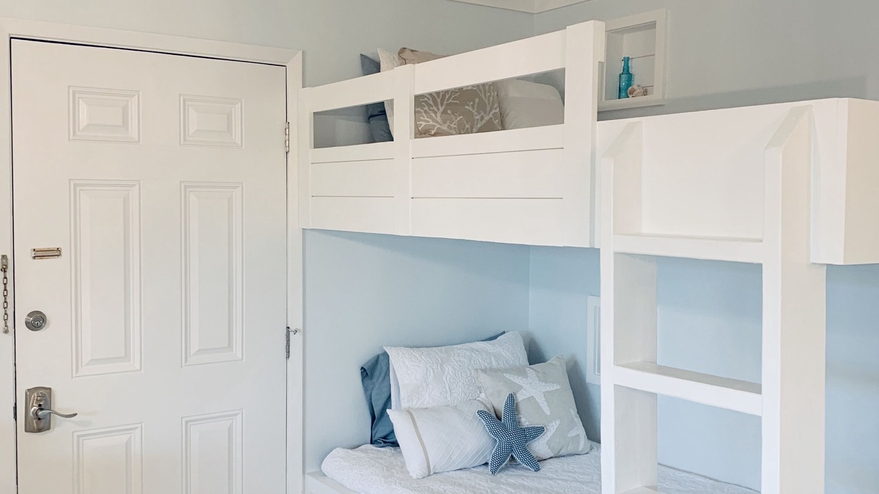 Photo of Bedroom in Seagrove Beach